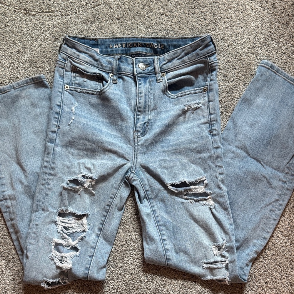 American Eagle Outfitters Women's Light Blue Slim Straight Crop Jeans